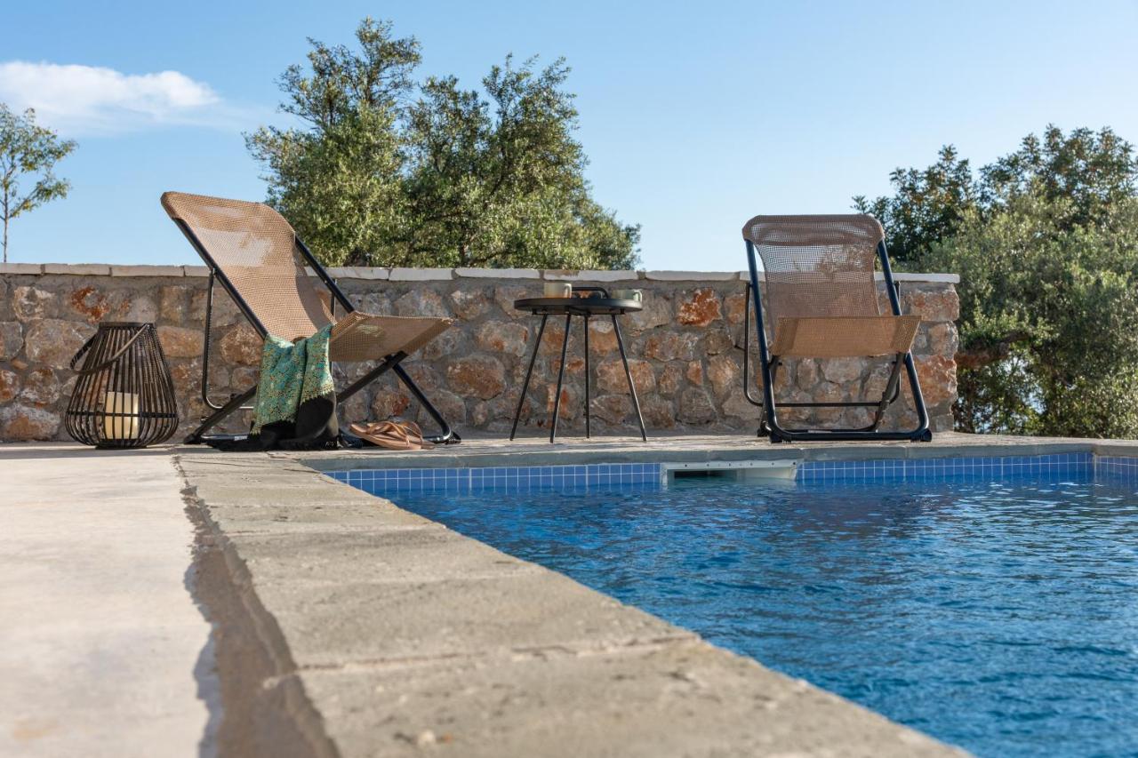 Casatino Villas Kalianeika Екстериор снимка