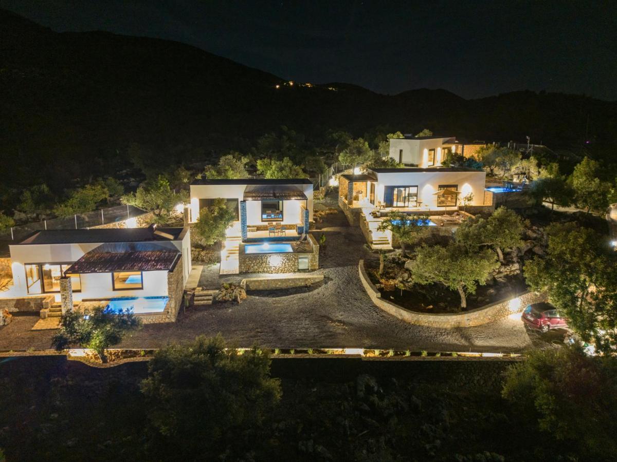 Casatino Villas Kalianeika Екстериор снимка